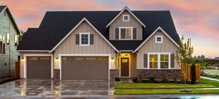 people living and downsizing their homes