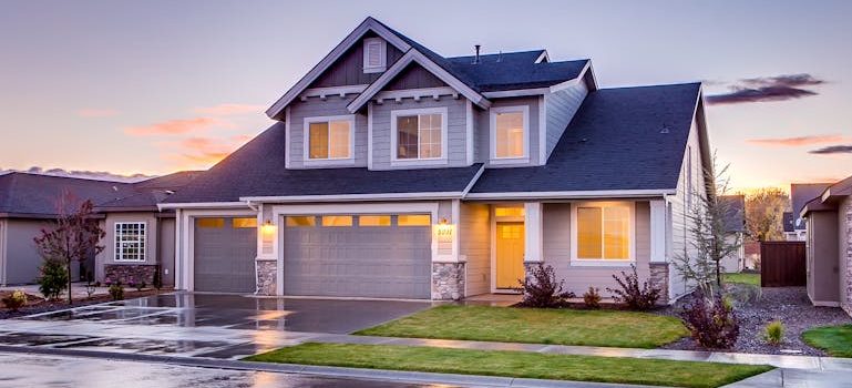 prepare your home for sale before moving with blue roof