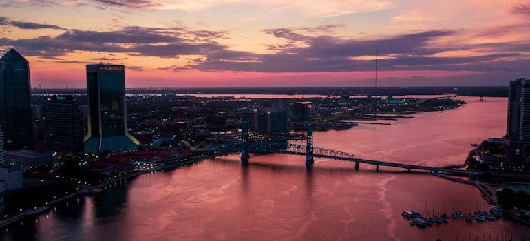 moving between Florida’s cities